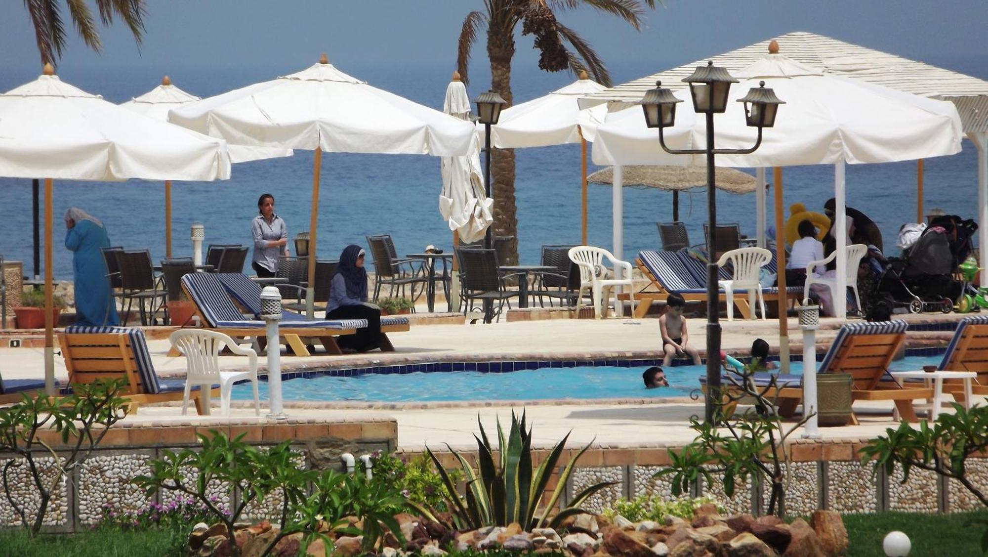 Dome Marina Hotel & Resort Ain Sokhna Ajn-Szuhna Kültér fotó