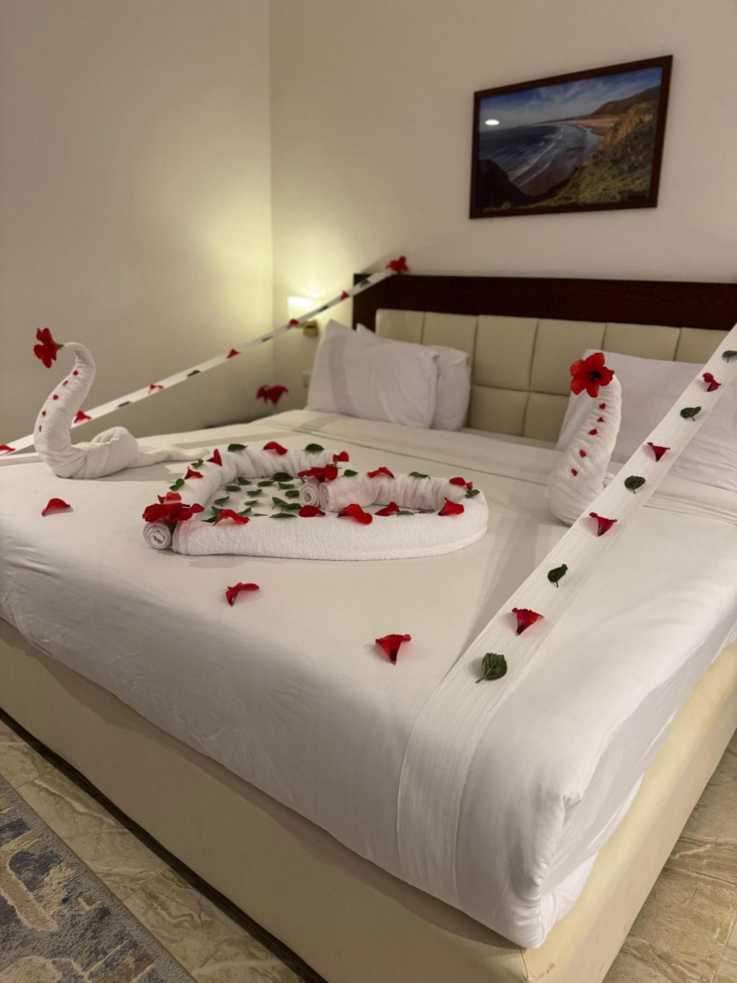 Dome Marina Hotel & Resort Ain Sokhna Ajn-Szuhna Kültér fotó