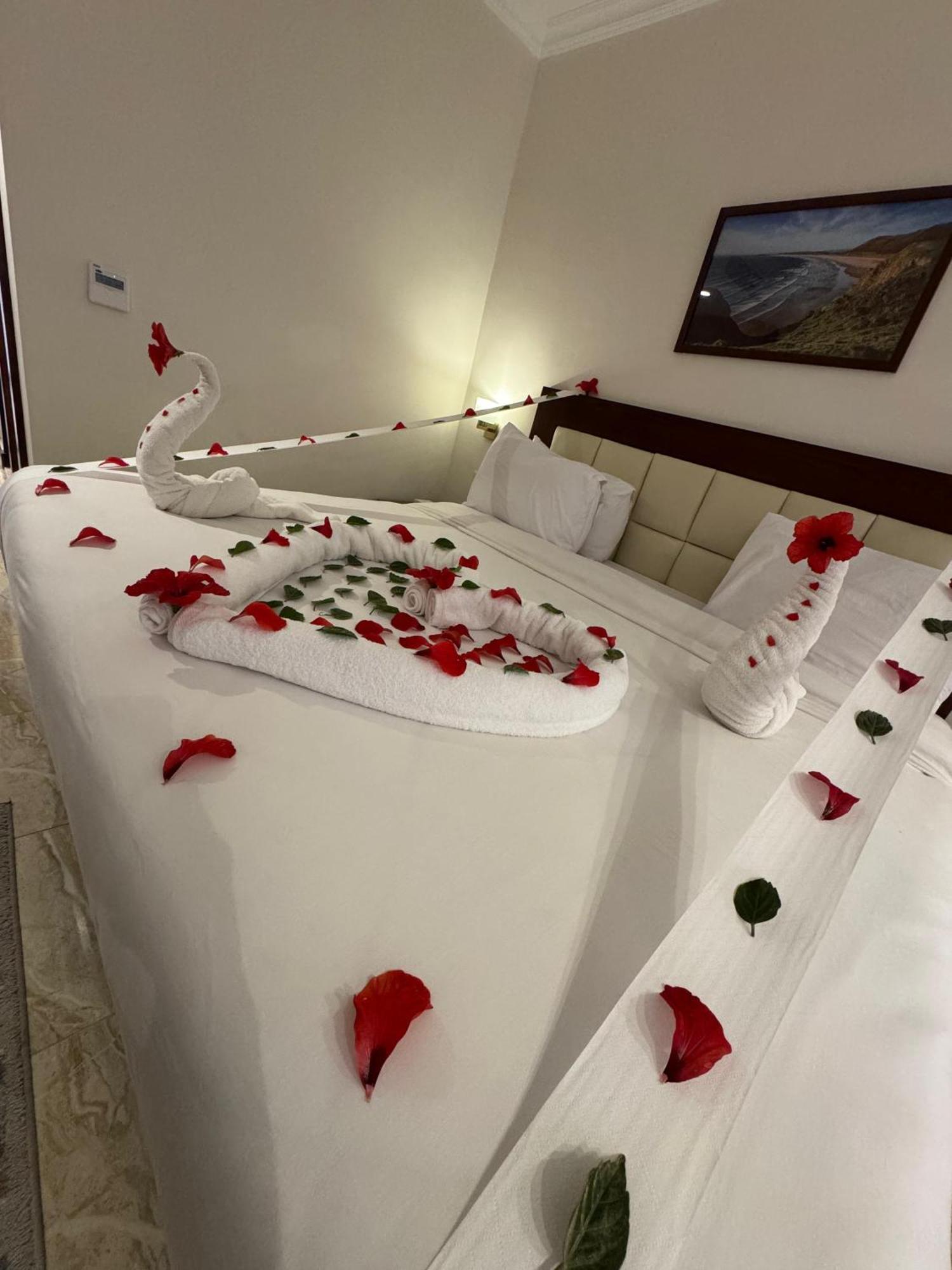 Dome Marina Hotel & Resort Ain Sokhna Ajn-Szuhna Kültér fotó